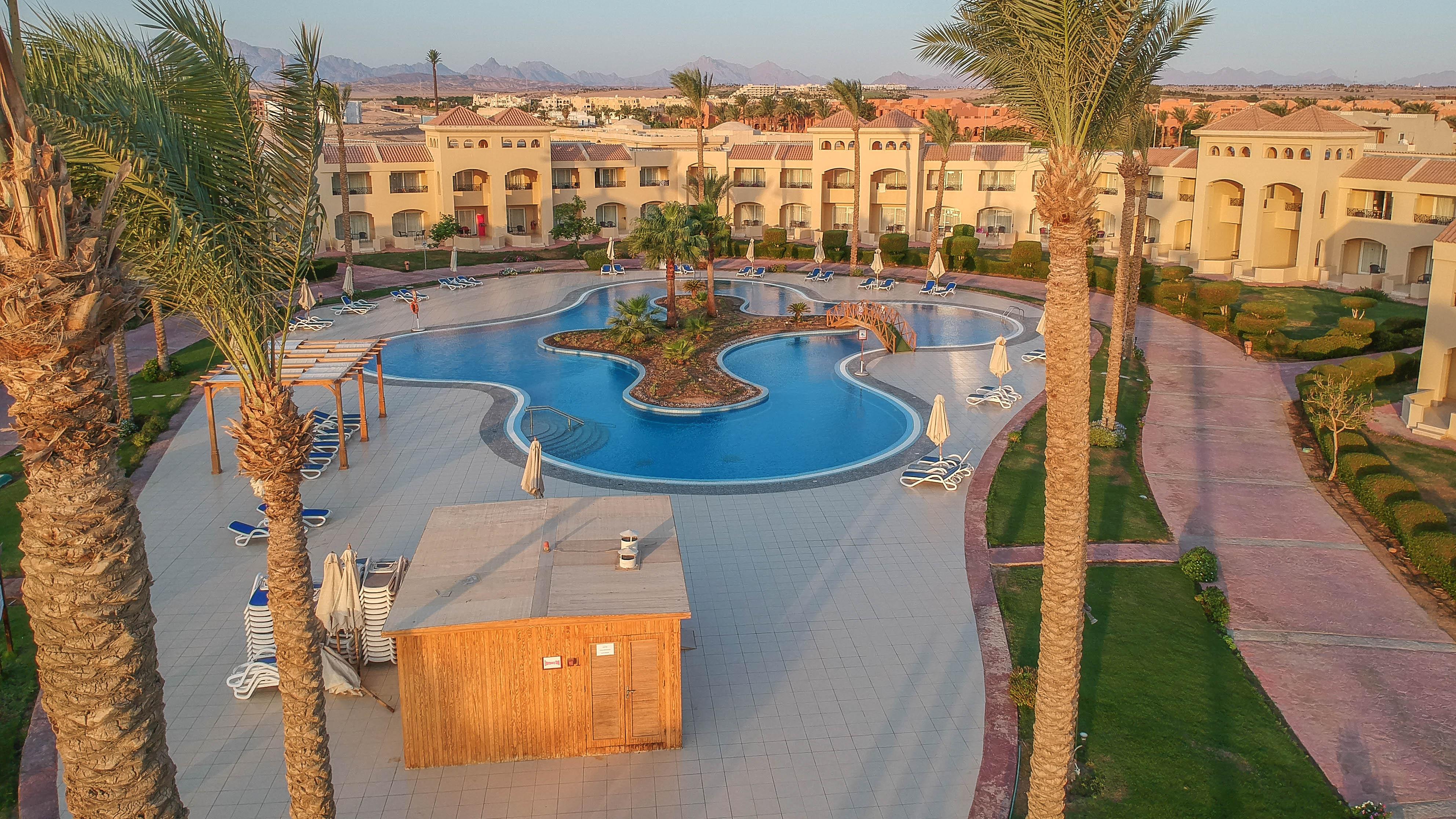 Cleopatra Luxury Beach Resort Makadi Bay - Adults Only Hurghada Bagian luar foto