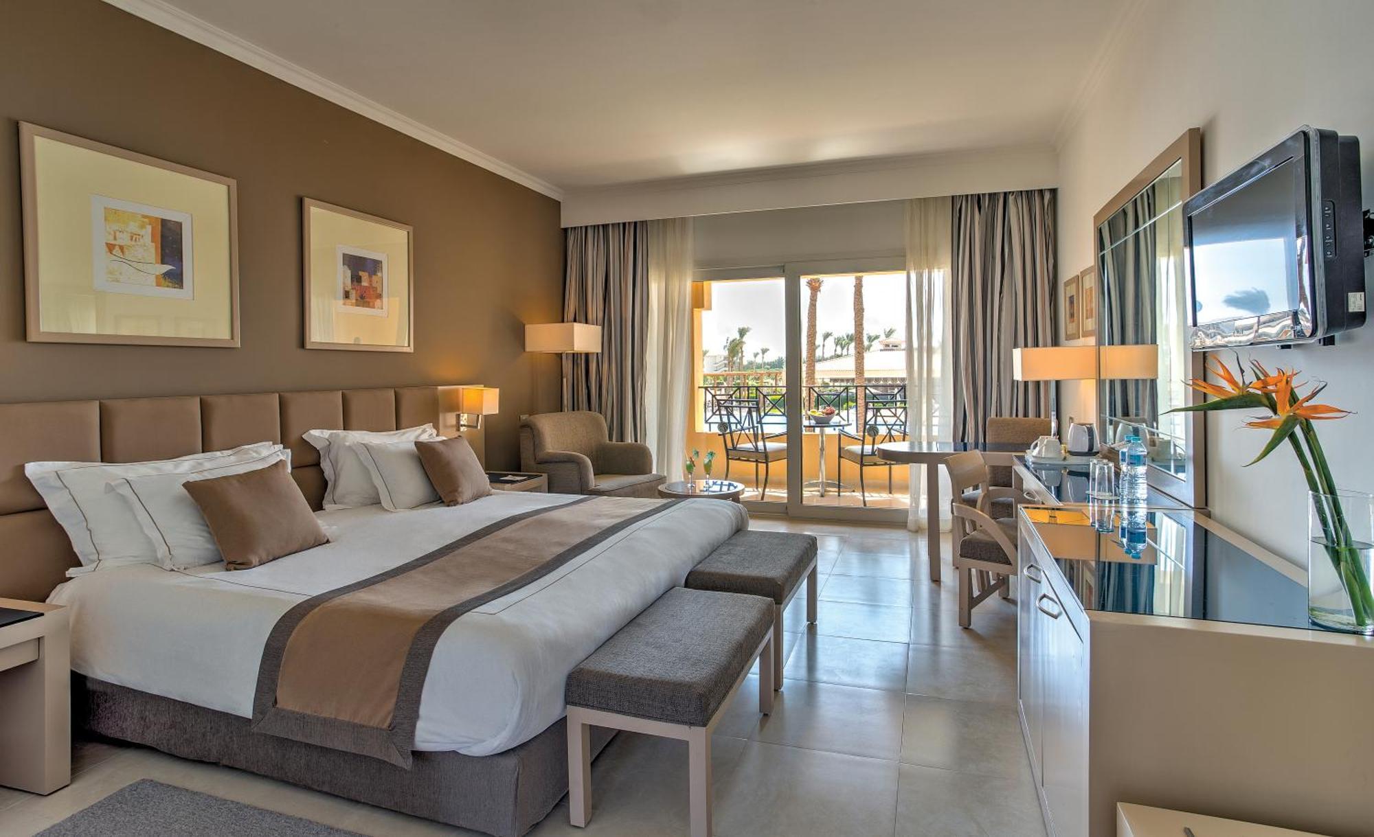Cleopatra Luxury Beach Resort Makadi Bay - Adults Only Hurghada Bagian luar foto